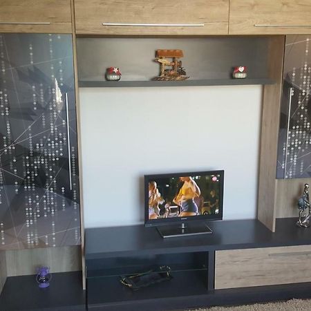 Апартаменты Apartament Victory Оршова Экстерьер фото